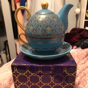 Disney Aladdin on Broadway Teapot set